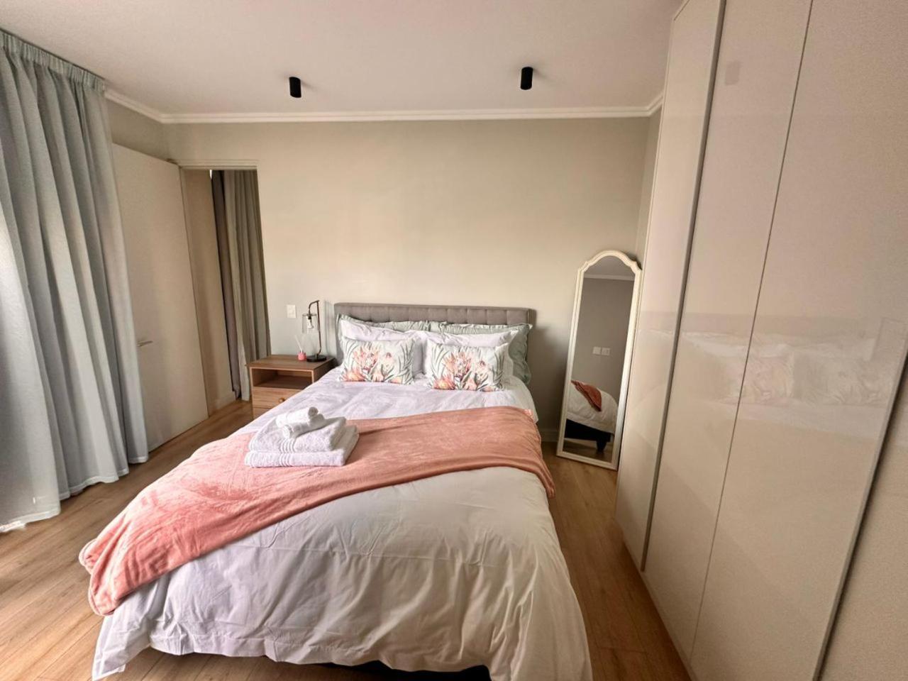 2115 Kepler, Ellipse - Serene Luxury Apartamento Midrand